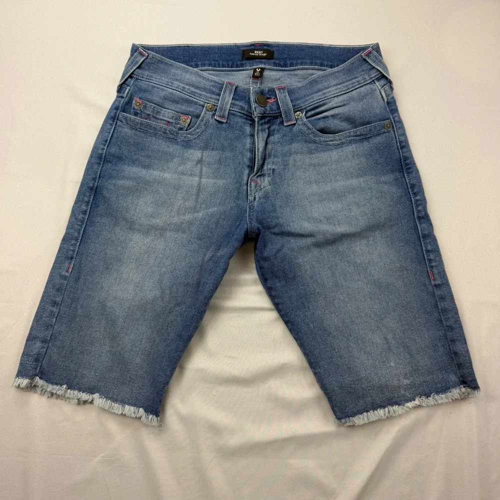 True Religion Ricky Denim Shorts Mens 32 Blue Pink Stitch Frayed Hem Relaxed